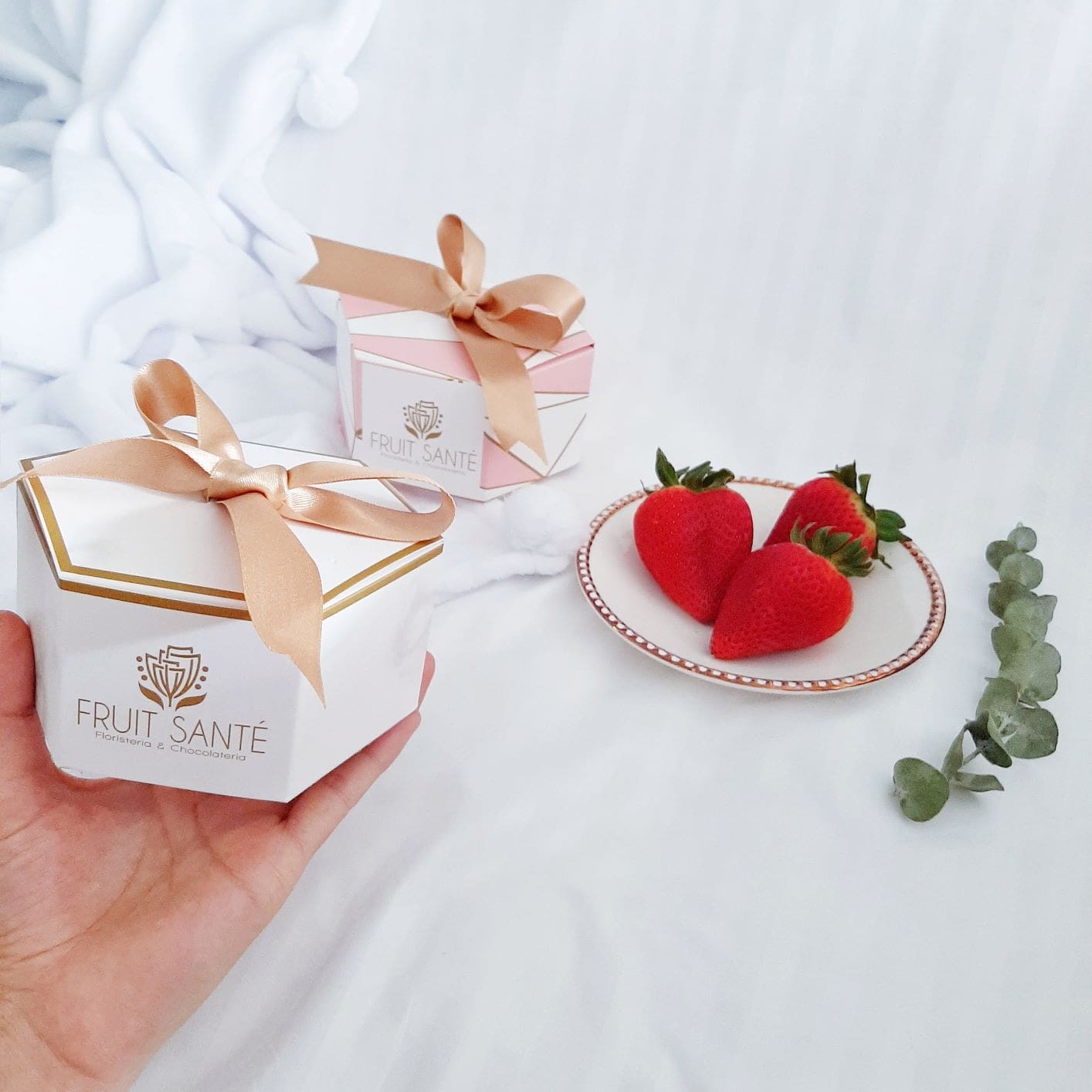 Caja de fresas con chocolate