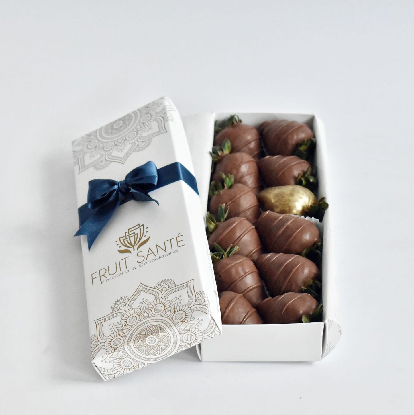 Caja de fresas con chocolate a domicilio en Bogotá