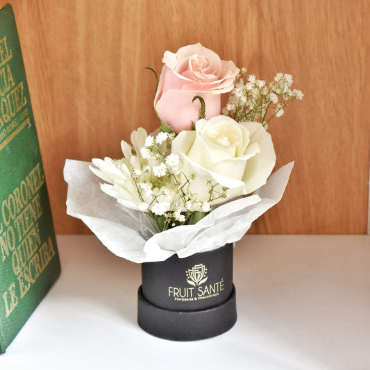 arreglo pequeño de rosas