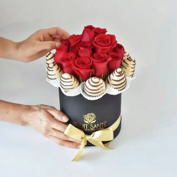 Arreglo de Rosas y fresas en Bogotá