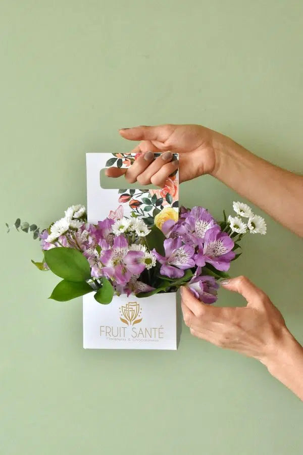 Caja de Flores Premium «Jardín Encantado»