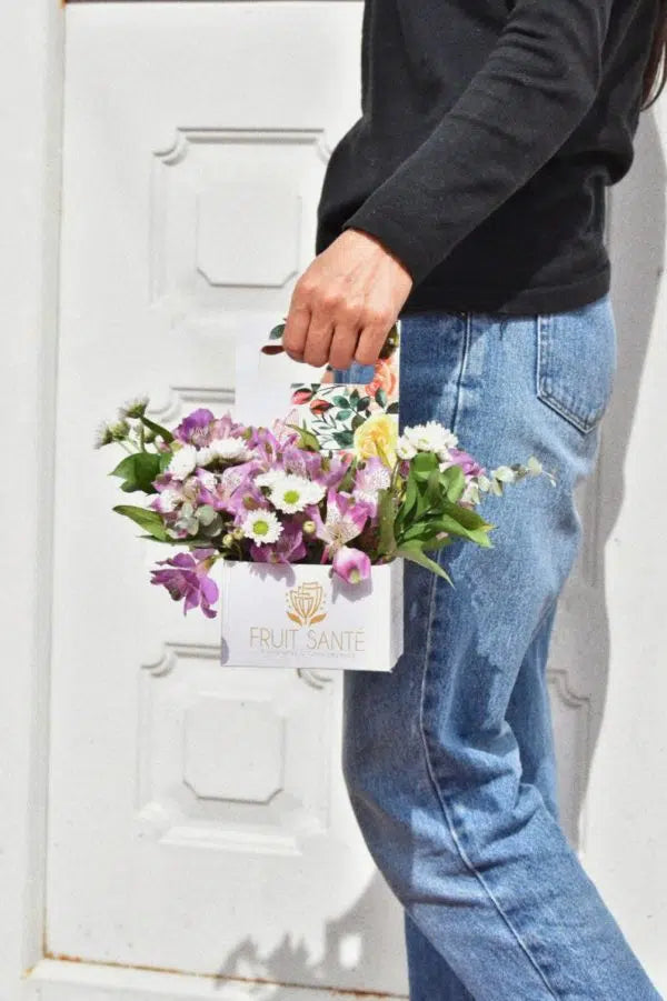 Caja de Flores Premium «Jardín Encantado»