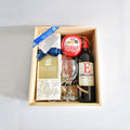 Ancheta para Hombre: Vino, Carnes Maduradas y Fresas con Chocolate – El Regalo Perfecto