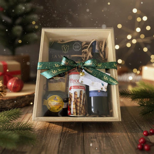 Ancheta navideña con quesos y vino