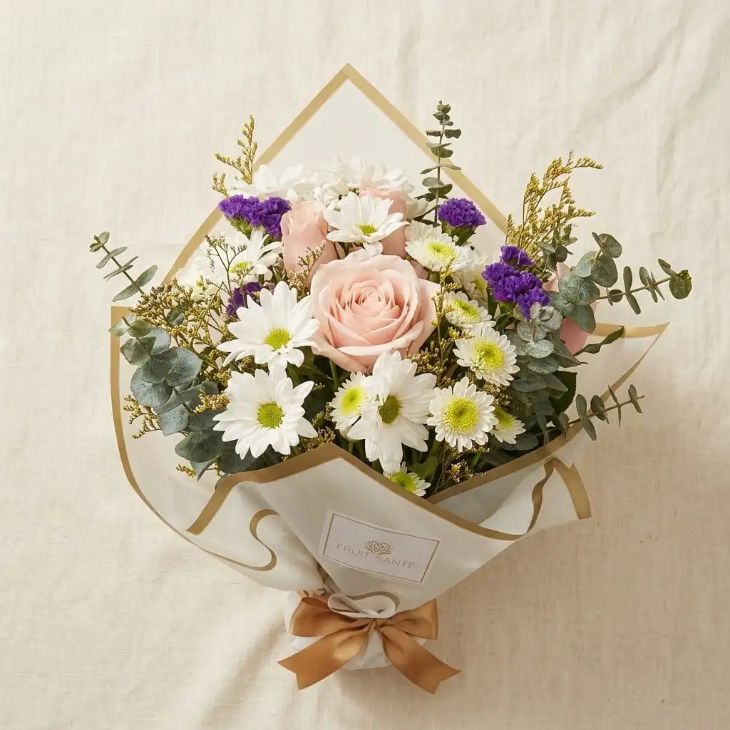 Bouquet Petite Detalle — Margaritas, Rosa y Eucalipto | Flores para Oficina