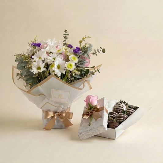 Duo Florencia:  Bouquet Premium + Caja de 6 Fresas con Chocolate + Rosa | Fruit Santé