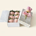 Caja de 6 Fresas premium con chocolate rosado + Rosa Rosada