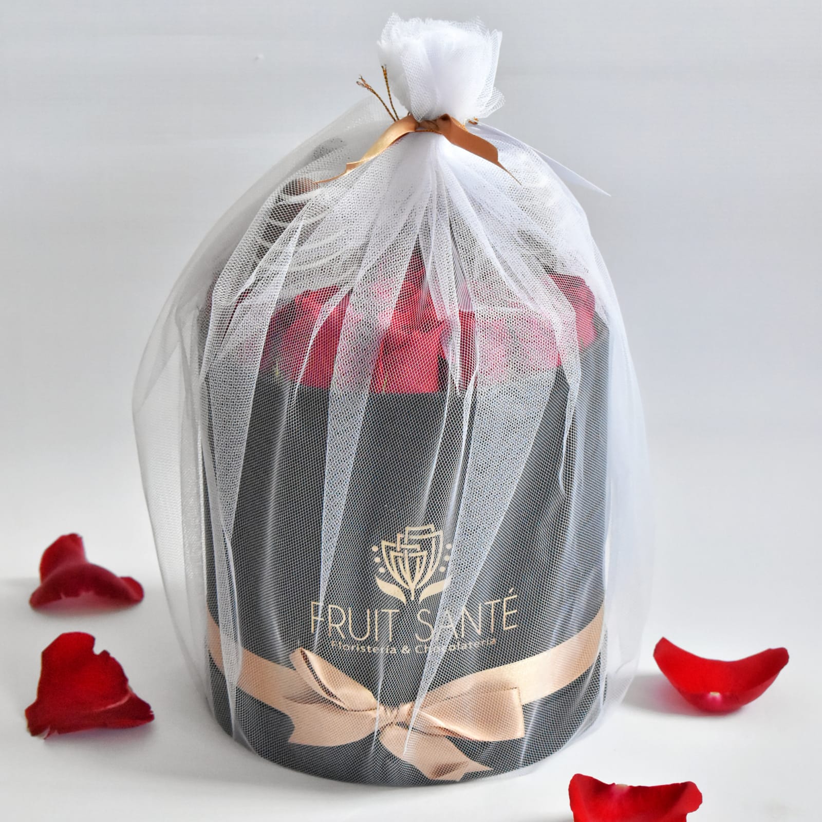 rreglo de Rosas y Fresas con chocolate en bogota