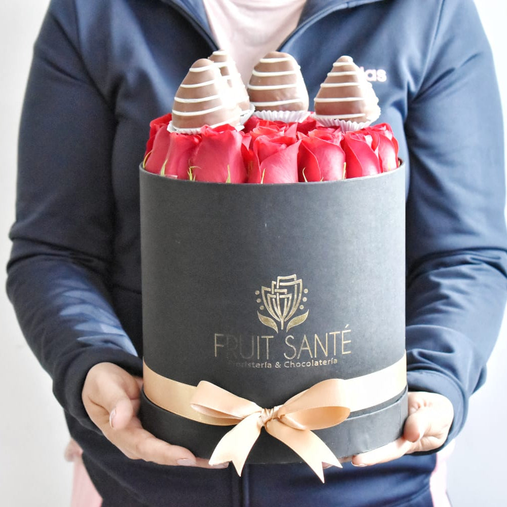 rreglo de Rosas y Fresas con chocolate en bogota