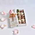 Caja de 12 Fresas premium con chocolate + Rosa Rosada