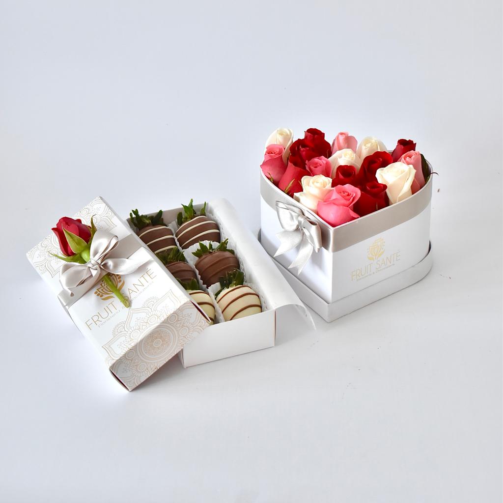 💘Corazon de rosas + Caja de 6 Fresas premium con chocolate 🌹🍓(Tonos blancos, rosados y rojos)