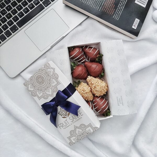 Caja de fresas con chocolate en Bogota