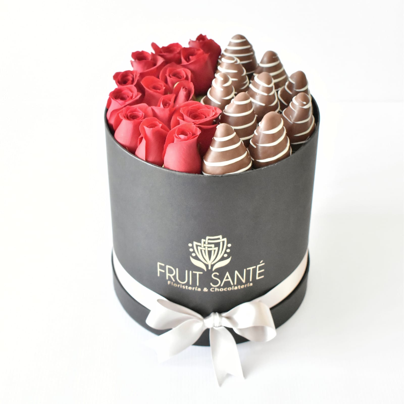 ????????Arreglo de Rosas y Fresas premium con chocolate (Luxury Oslo) - Fruit  Santé
