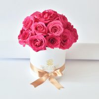 Caja cilindrica con rosas frescas estilo pomposo: Luxury imperial Beauty