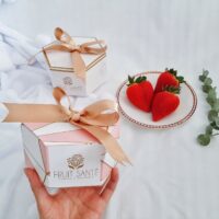 Caja de 3 Fresas con chocolate (Caja Rosada)