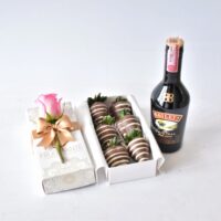 Caja de 6 fresas premium + crema de whisky Baileys 375ml