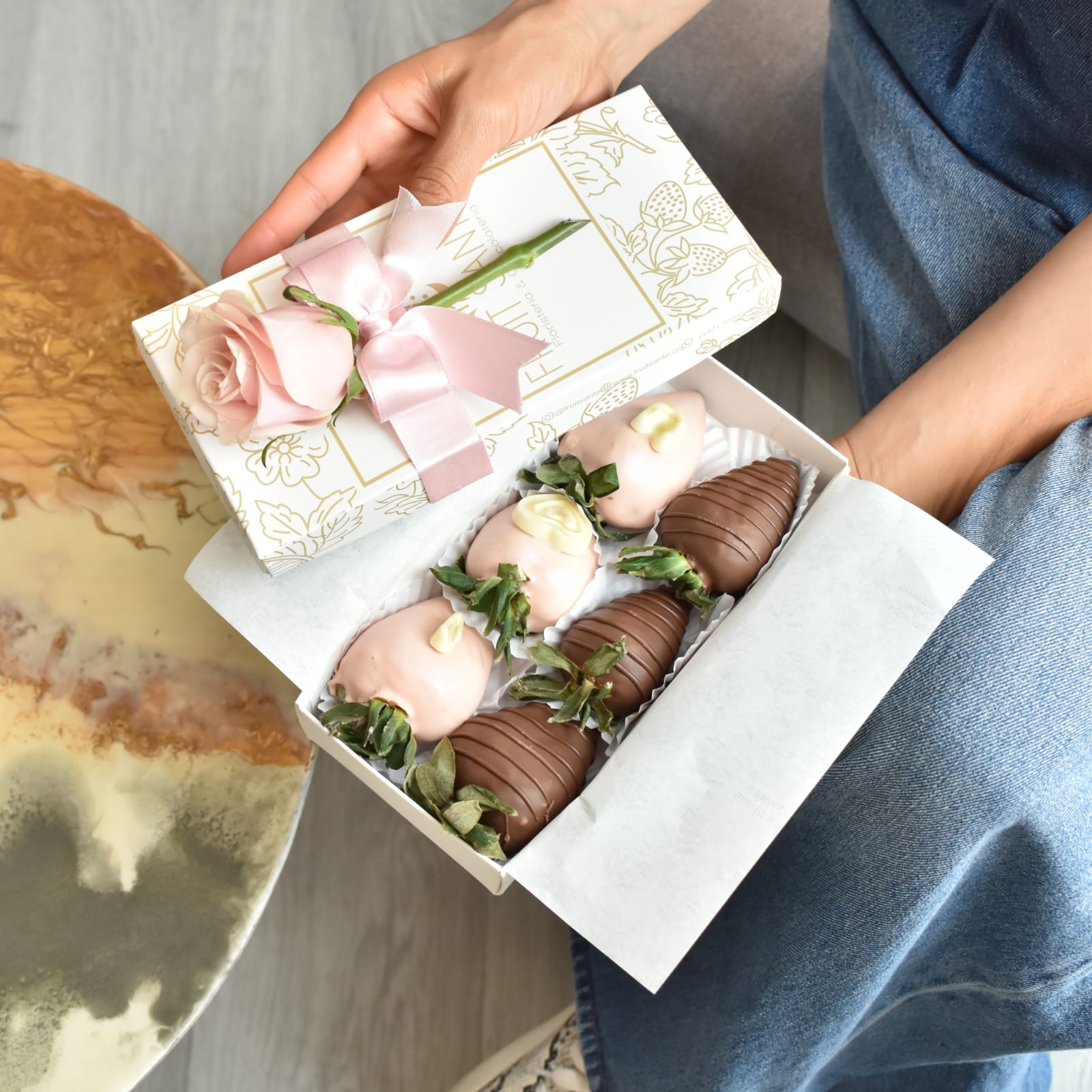 🍓🌹Caja de Regalo para Enamorados  Champagne, Fresas Orgánicas y Más -  Fruit Santé