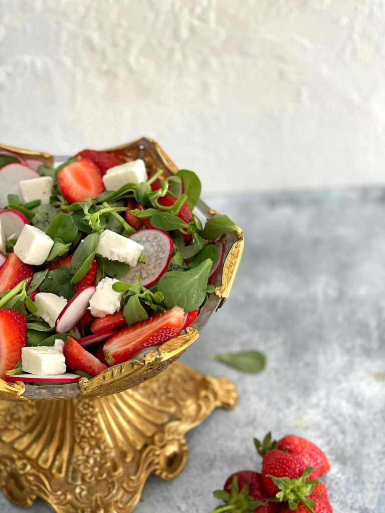 Ensalada Caprese de Fresas